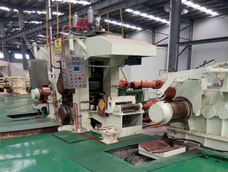 Stroj za motanje bakrene folije