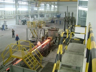 Stroj za vodoravno lijevanje čelika